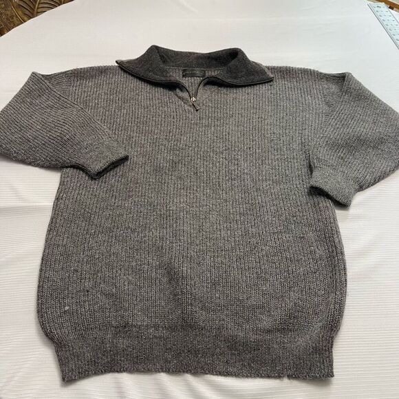 Alpaca Men’s Grey 100% Alpaca Sweater Size Small - Picture 1 of 7
